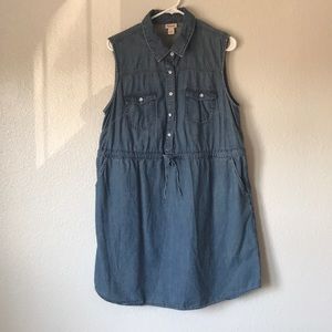 Jean dress with adjustable waist tie.